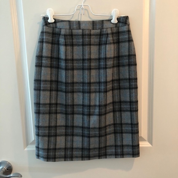 Brooks Brothers Women’s Wool Plade Skirt - Picture 10 of 13